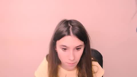 Rose online show from November 18, 8:15 am