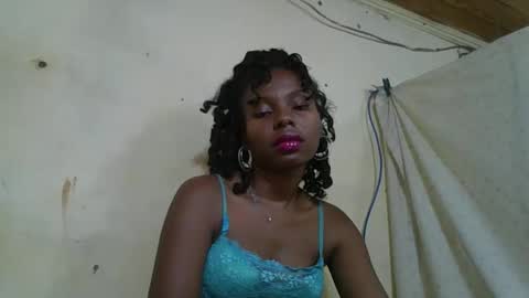 Rosalinda online show from May 2, 11:08 pm
