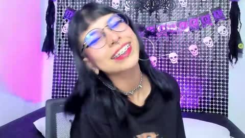 Ally online show from October 18, 7:48 pm