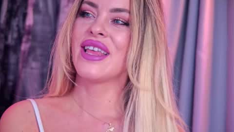 Sonia online show from December 4, 7:03 pm