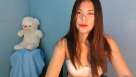 i am samantha rain online show from December 11, 9:01 pm