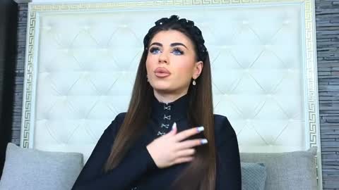 Gabriela online show from April 3, 6:11 am