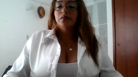 Rossana  online show from March 7, 7:38 pm