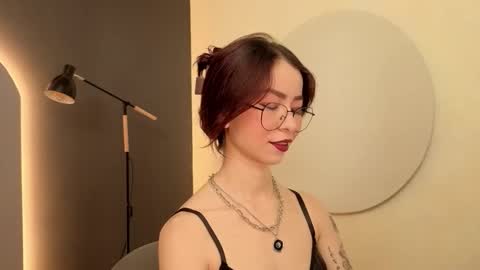 Miss Rosse online show from October 20, 2:20 pm