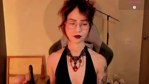 Miss Rosse online show from April 10, 1:17 pm