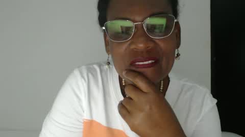 luxa online show from October 8, 2:38 am