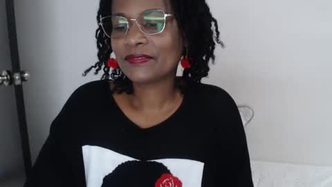 luxa online show from March 12, 12:57 pm