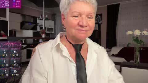 Roxana online show from January 29, 3:15 pm