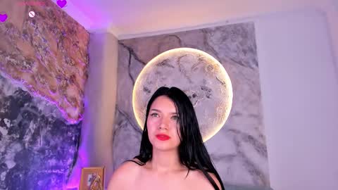 roxanaborns online show from December 14, 8:03 pm