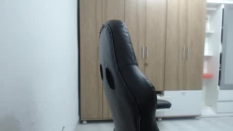 Roxana online show from December 22, 3:53 am