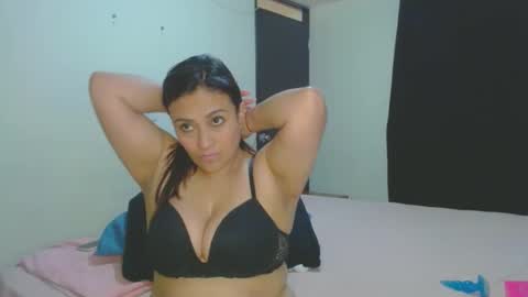 roxanasexy2025 online show from September 19, 2:38 pm