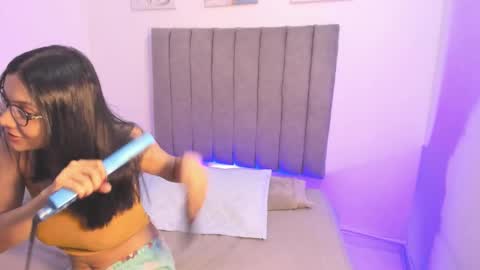 Roxane online show from November 20, 7:20 am