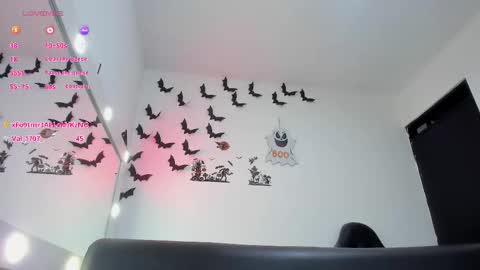 roxanne online show from October 14, 8:55 pm