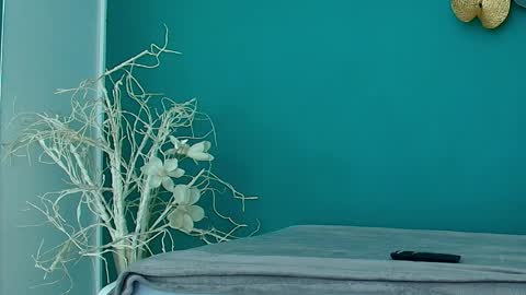 Roxanne online show from April 1, 4:35 am