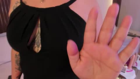 Roxie  online show from October 29, 11:58 am