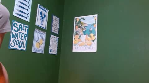 Roxie online show from November 18, 2:23 am