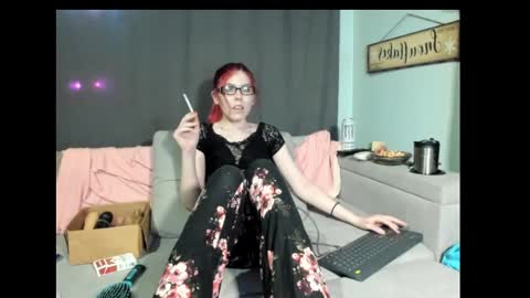 roxihazeleyes online show from February 12, 3:40 am