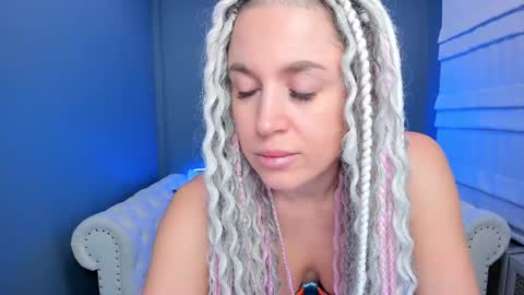 Roxy online show from January 24, 1:24 am