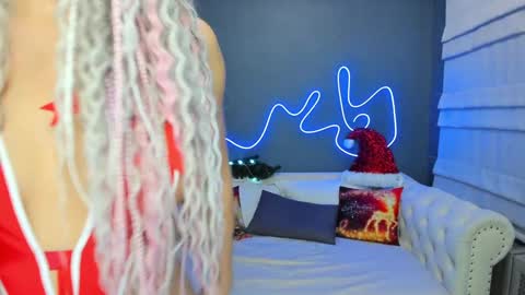 Roxy online show from December 28, 1:50 am