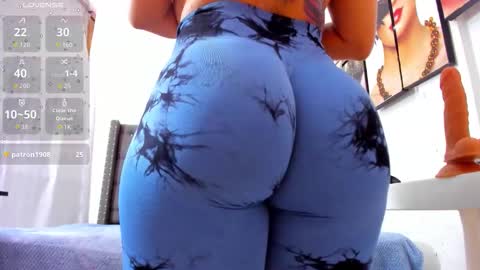 roxy online show from October 7, 3:05 pm