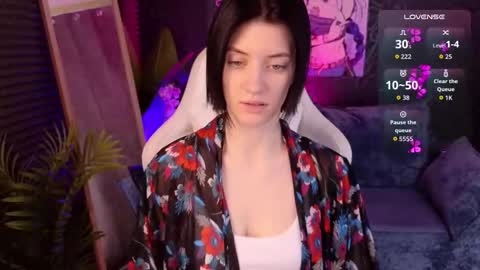 roxy_riot_ online show from November 20, 2:12 am