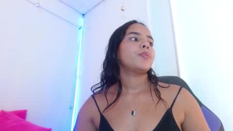 roxy_stone1 online show from September 26, 11:45 pm