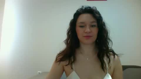 Roza05x online show from March 16, 8:40 am