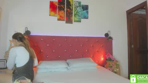 Ruth online show from March 18, 12:21 pm