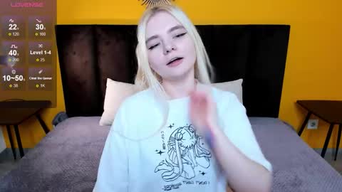 ruthbryant online show from January 12, 2:17 am