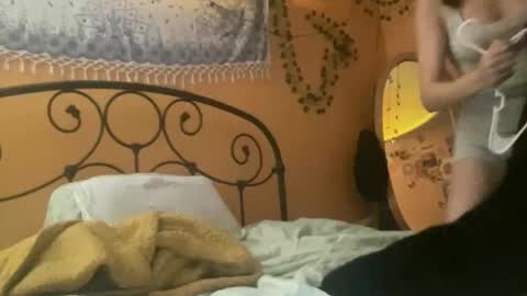 rylancurlygirlxoxo online show from March 2, 3:17 am