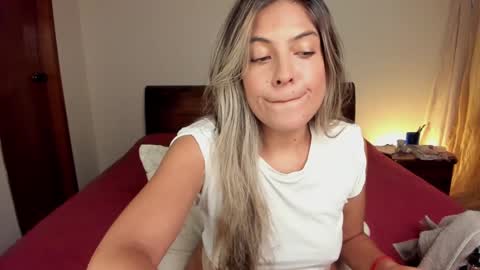 Leslie Beltrn online show from January 5, 3:11 am