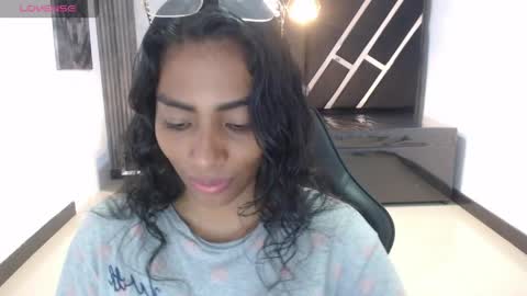 saara_ch1 online show from April 10, 7:53 pm