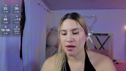 saaya_tay online show from March 9, 3:10 am