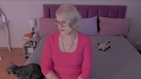 Sabrina MacMarren online show from March 12, 2:45 pm