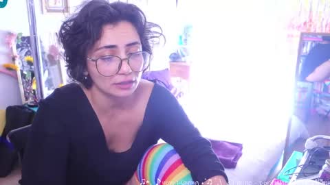 Safa online show from September 19, 3:11 pm