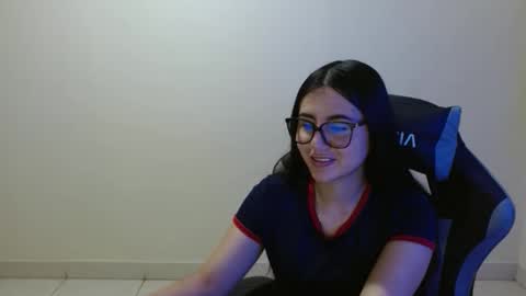 Sahaliefox  online show from February 16, 5:13 pm