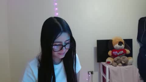 Sahaliefox  online show from October 8, 11:31 pm