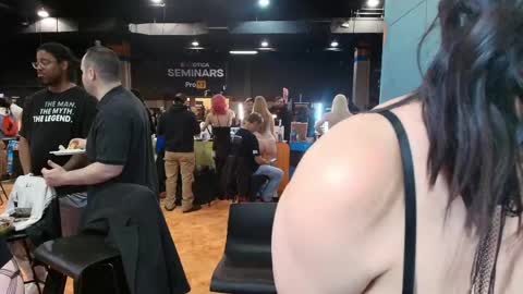 saintjade online show from April 11, 12:50 am