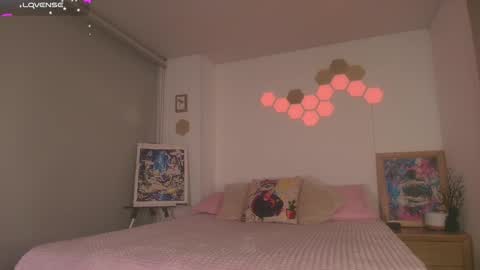 sairy_ online show from November 3, 11:09 pm