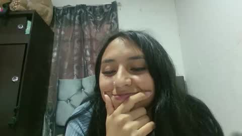 salome_parra21 online show from November 4, 9:42 pm