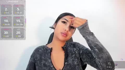   online show from December 22, 8:34 pm