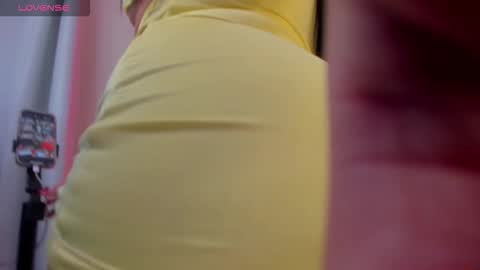 Salomme Cruz online show from December 23, 2:26 am