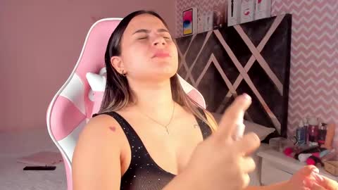 Salome online show from December 11, 2:30 am