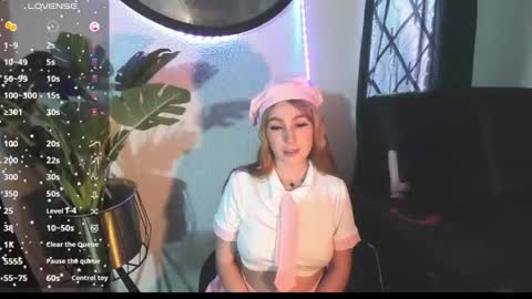 Saly And Austin online show from October 15, 11:57 am