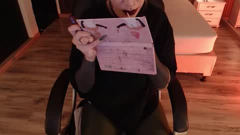 SAM MANSON online show from February 6, 12:30 pm