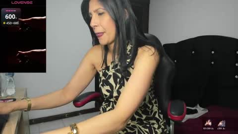 samantha1_rosse01 online show from June 3, 9:20 pm