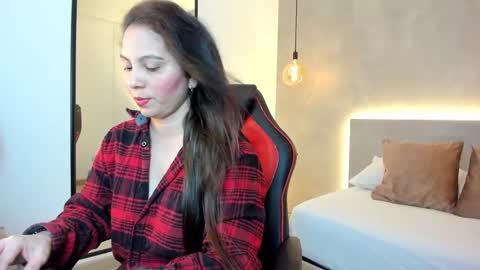 S A M A N T H A online show from September 18, 2:10 am