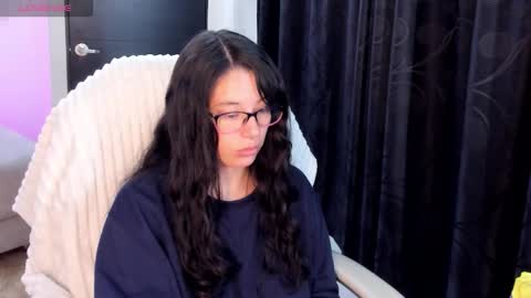 samantha_blow online show from October 4, 5:57 am