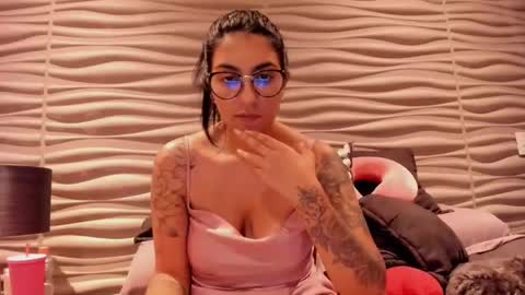 Samantha online show from December 21, 12:09 am