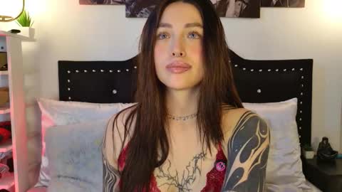 IGSamanthaGrant 10 online show from February 9, 2:30 pm